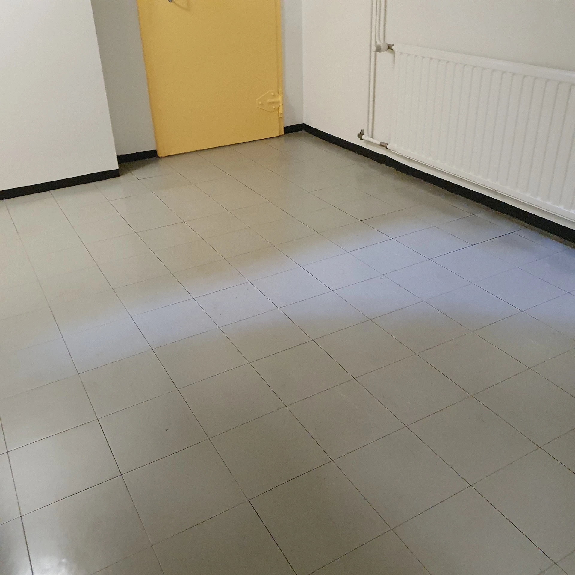 Siivouskohde ennen ja jälkeen